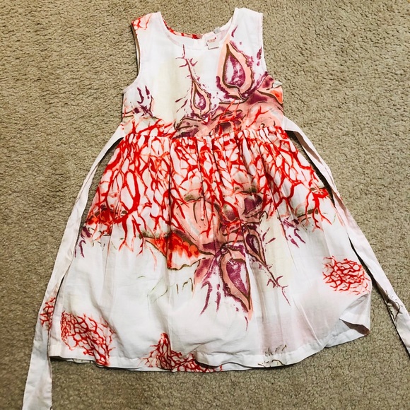 Boutique dress with unique print - Picture 2 of 2